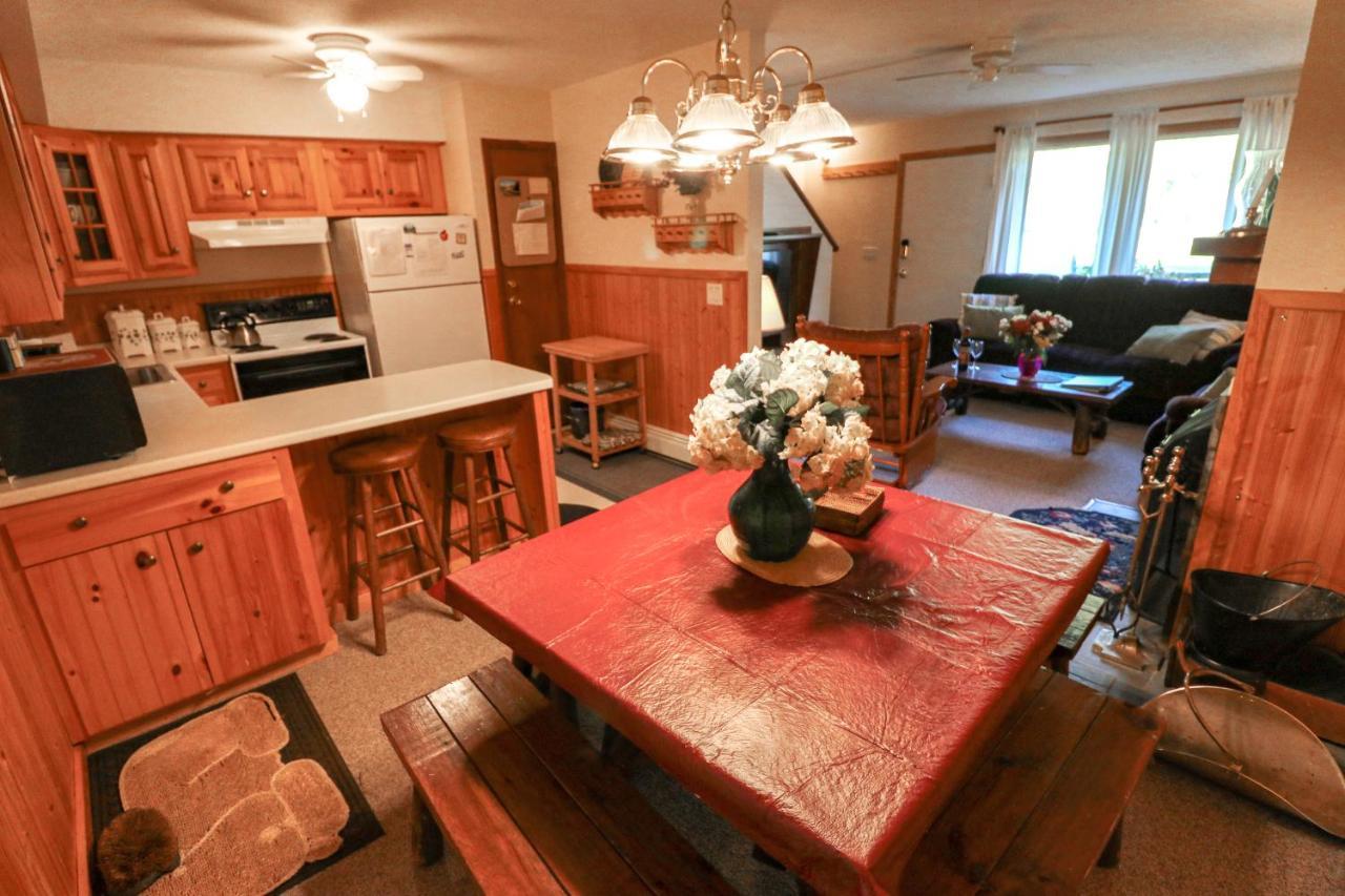 Quaint Condo 5 Minutes To The Ski Slopes Valley Park D1 Killington Luaran gambar