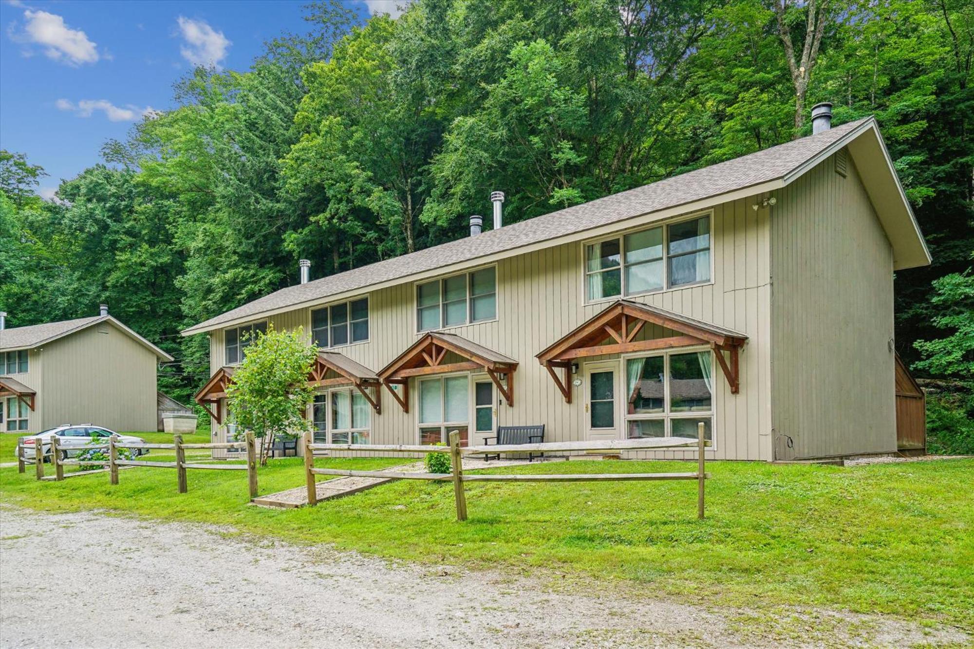 Quaint Condo 5 Minutes To The Ski Slopes Valley Park D1 Killington Luaran gambar